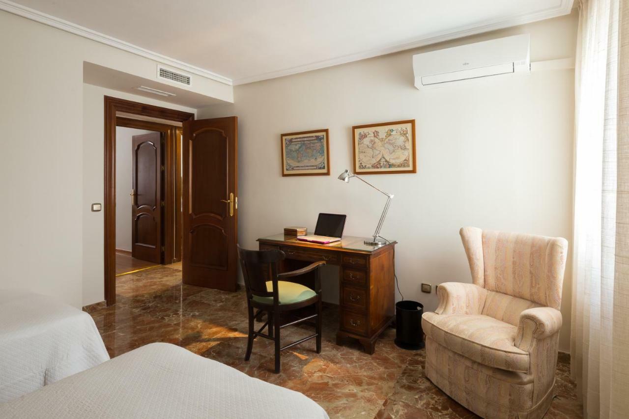 Catedral Cabildo Apartment Seville Exterior photo
